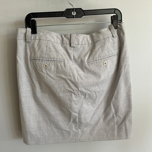 Gap Skirt - Picture 3 of 3